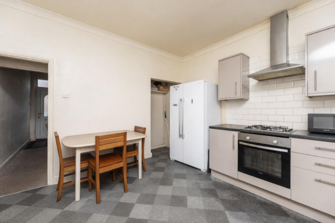 2 bed Terraced for sale Image 8