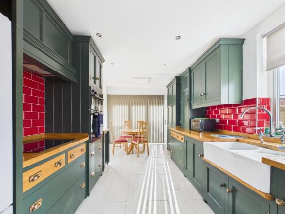Kitchen/Dining Room
