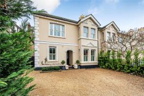 122 Crowthorne, Croydon Road, Reigate RH2 0NQ