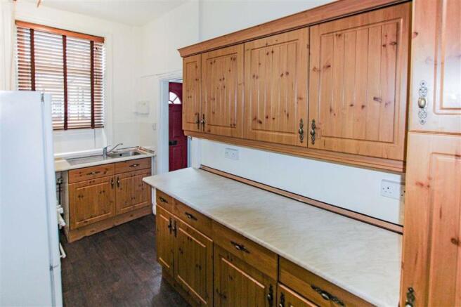 Fitted Breakfast Kitchen: