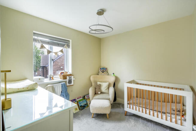 4 bed Semi-Detached for sale Image 9