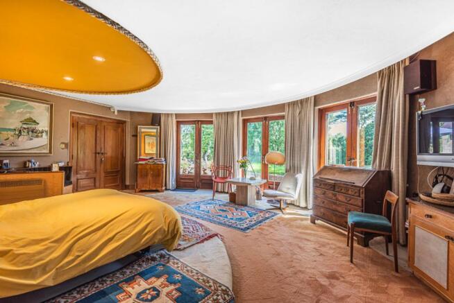 Main Bedroom