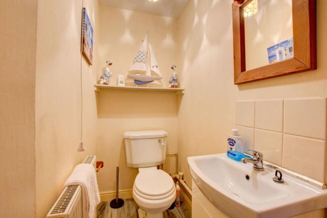 3 bed Town House for sale Image 6