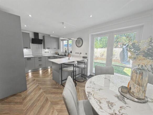 Kitchen / Diner