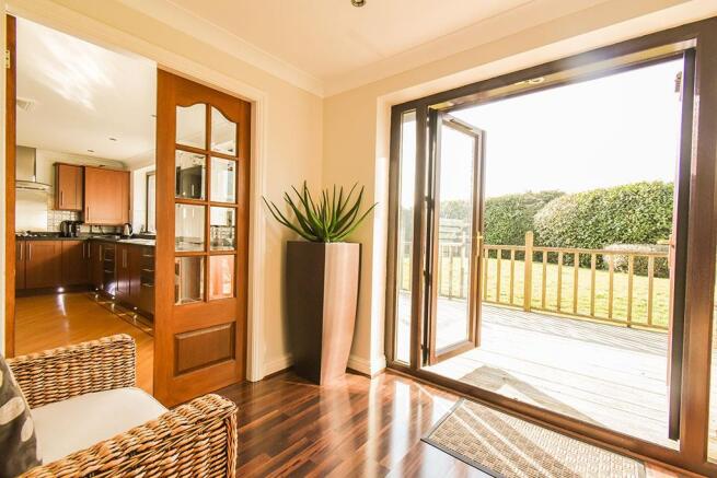 sunroom1.1.jpg