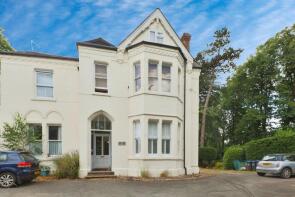 Flat 1, The Paddocks, Holmewood Close, Kenilworth CV8 2JE
