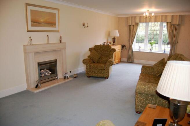 SITTING ROOM
