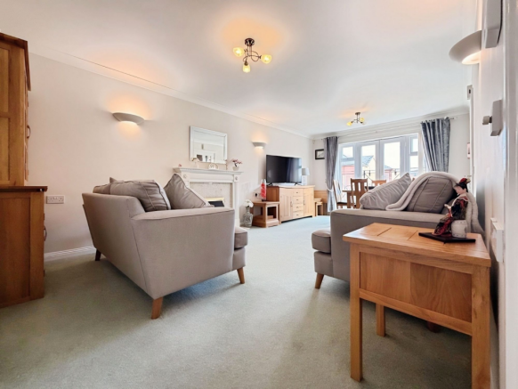 Living/Dining Room