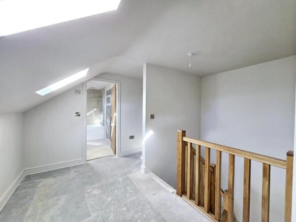 3 bed House for sale Image 6