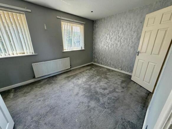 3 bed Semi-Detached for sale Image 6