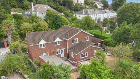 Coombe Vale Road, Teignmouth, TQ14 9ER