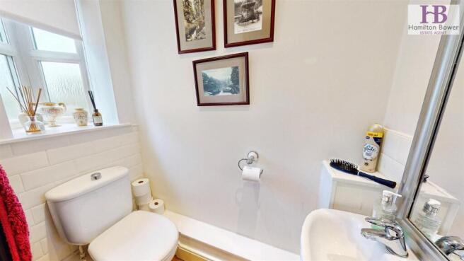 3 bed Town House for sale Image 8