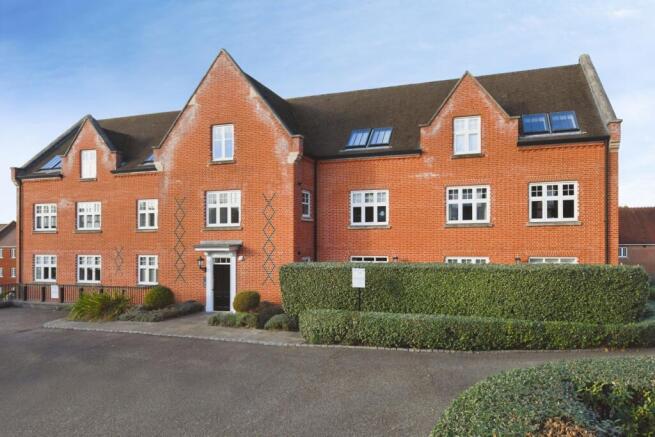 The Galleries, Warley, Brentwood, Essex, CM14 photo 2