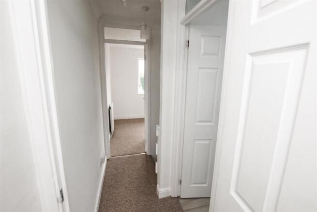 2 bed Terraced for sale Image 7