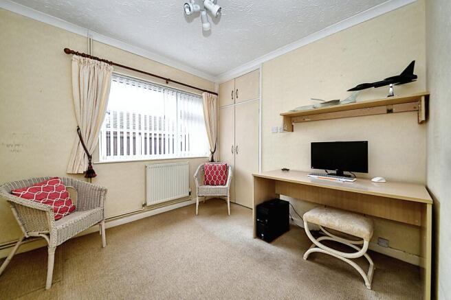 Bedroom 3 / Study