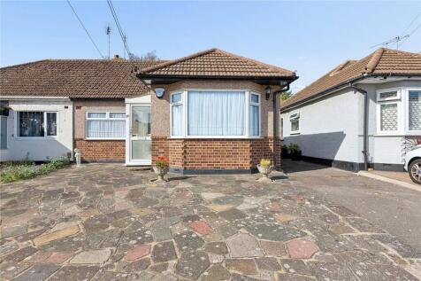 Carruthers Close, Wickford, Essex, SS11