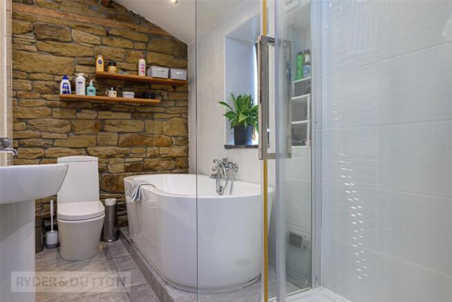3 bed Detached for sale Image 12