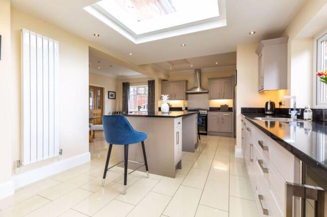 *Kitchen