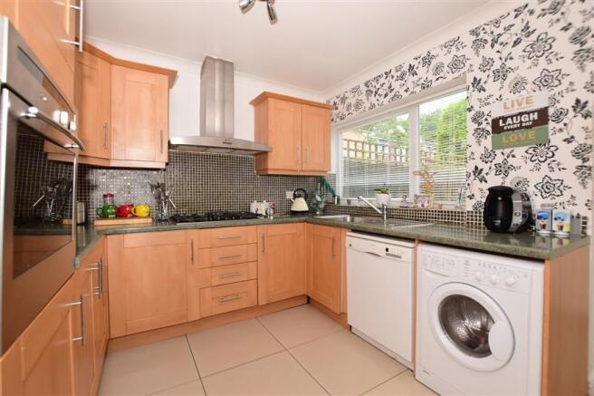 Kitchen/Breakfast Area