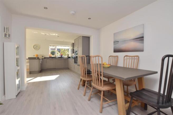 Extended Kitchen/Dining Room/Snug