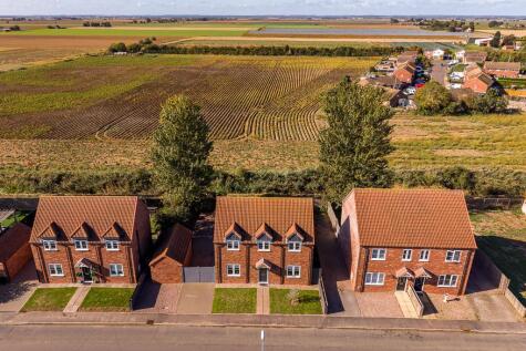 Six House Bank, West Pinchbeck