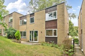 19, Park Edge Close, Roundhay, Leeds LS8 2LP