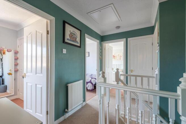FIRST FLOOR LANDING