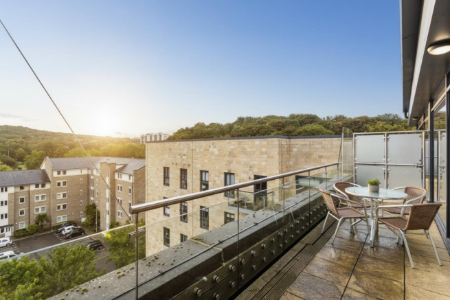 2 bed Penthouse for sale Image 10