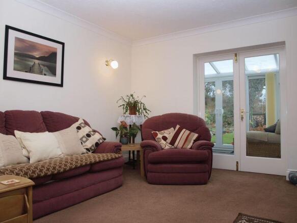 Lounge 1