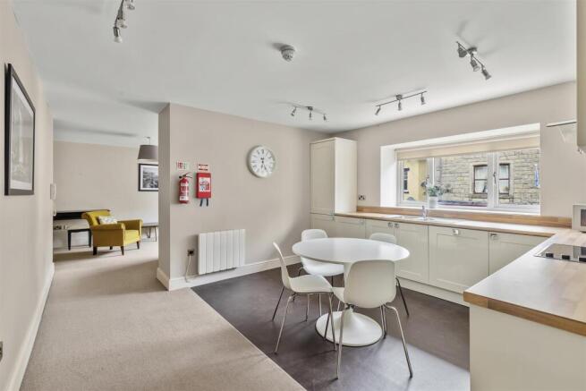 1 bed Apartment for sale Image 8