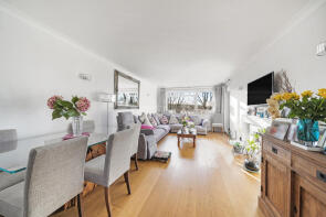 Flat 10, Heathfielde, Lyttelton Road, Hampstead Garden Suburb, London N2 0EE