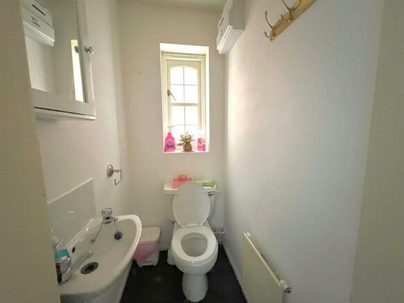 Cloakroom WC