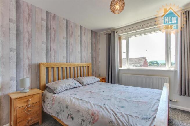 MANIN BEDROOM:
