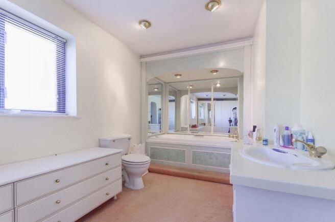 Ensuite