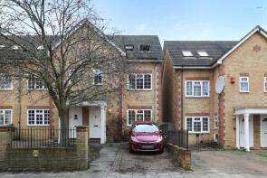 55, Gables Close, London SE5 7QE