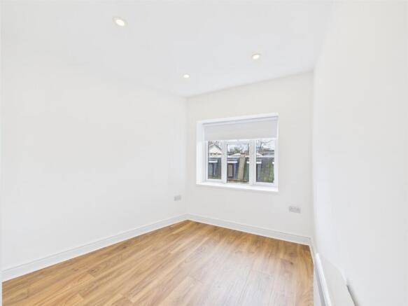 Flat B - 140 Bedroom .jpg