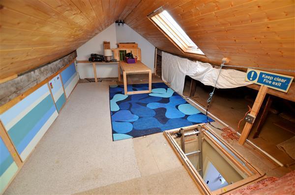 LOFT
