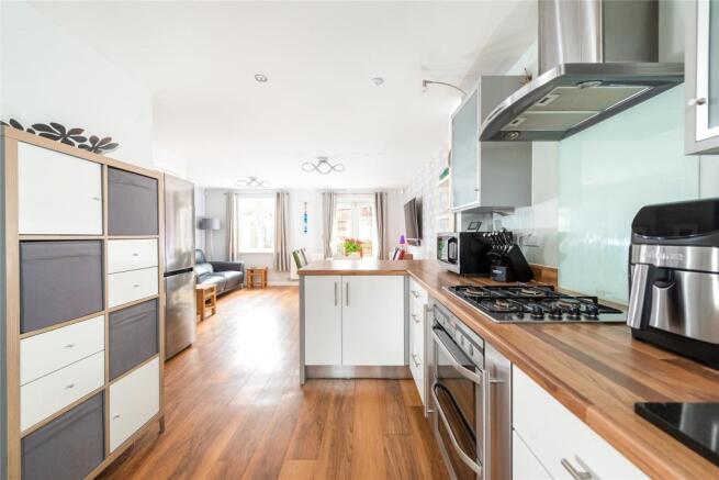 Kitch/Dining/Family