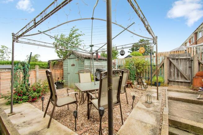3 bed Terraced for sale Image 4