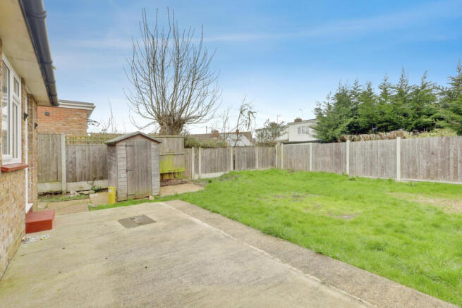 Chesterfield Crescent, Leigh-on-sea, SS9 photo 4
