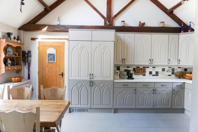 Kitchen/Breakfast