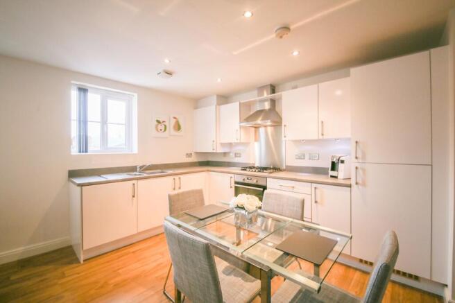 OPEN PLAN KITCHEN/DINING/LIVING ROOM