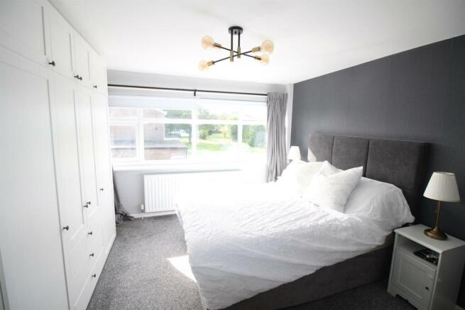 Bed1.JPG
