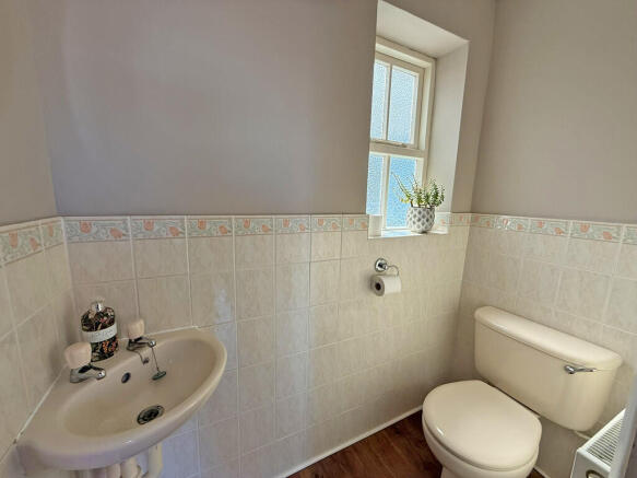 2 bed Detached Bungalow for sale Image 11