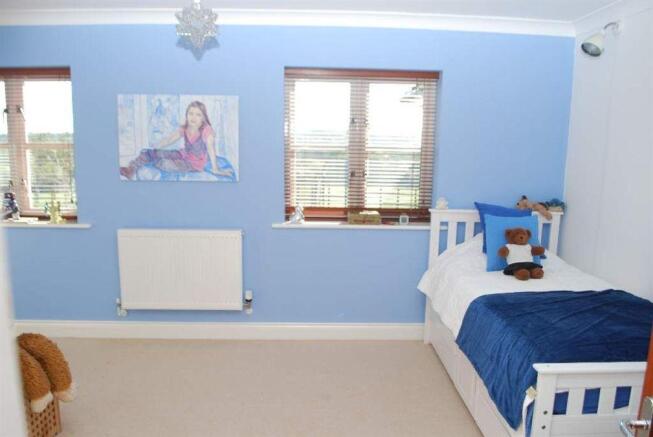 Photo 10