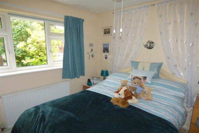 Bedroom+