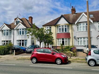 Sutherland Boulevard, Leigh-On-Sea, Essex, SS9