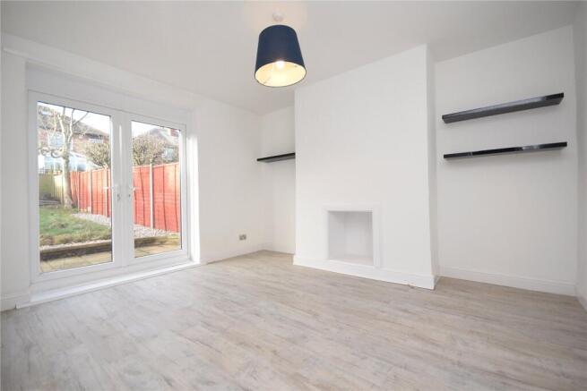 3 bed Semi-Detached to rent Image 4