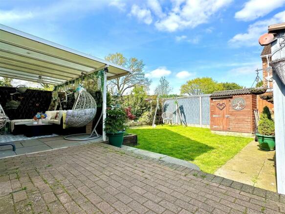 terrace & garden