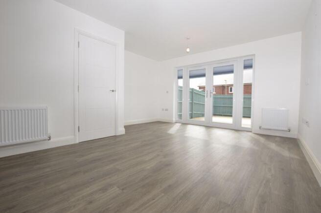Living-Dining Room pic2